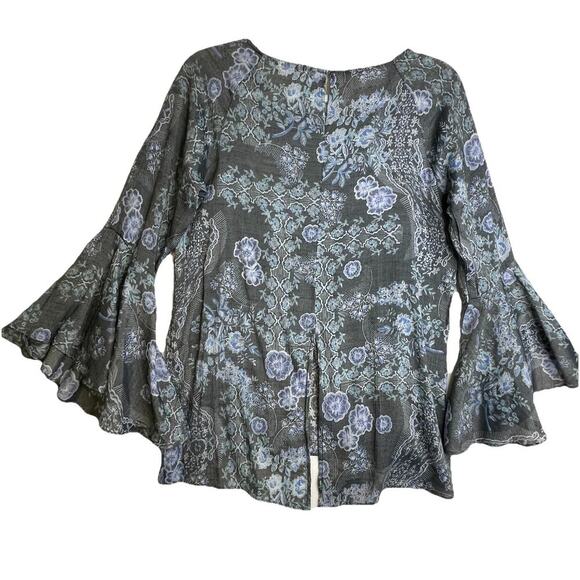 Lauren Conrad Blue Floral Top Size Medium Flutter Sleeve Boho - Picture 5 of 16